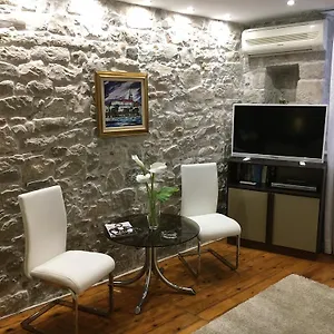 Apartment Duplex Traversa- Old Town, Split